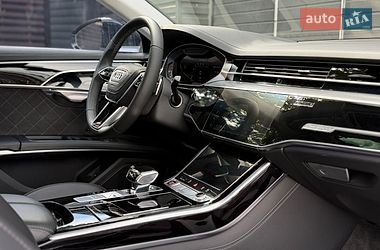 Седан Audi S8 2023 в Киеве