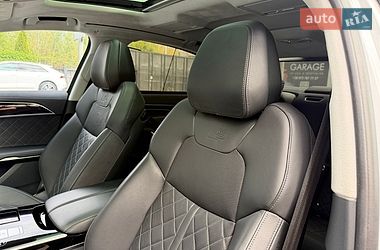 Седан Audi S8 2023 в Киеве