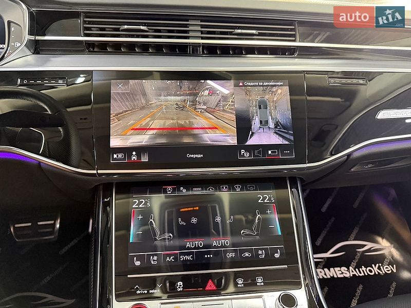 Седан Audi S8 2023 в Киеве
