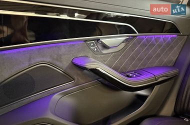 Седан Audi S8 2023 в Киеве