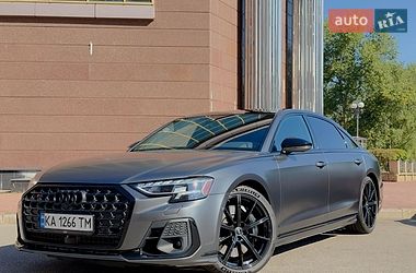 Седан Audi S8 2023 в Києві