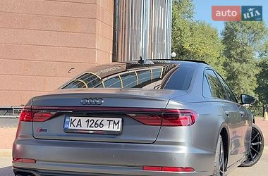 Седан Audi S8 2023 в Києві