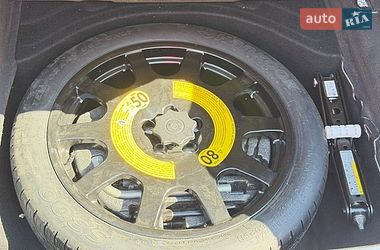 Седан Audi S8 2023 в Києві