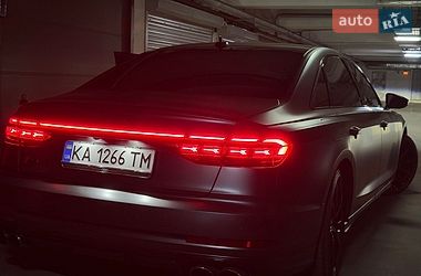 Седан Audi S8 2023 в Киеве