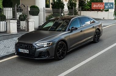 Седан Audi S8 2023 в Киеве