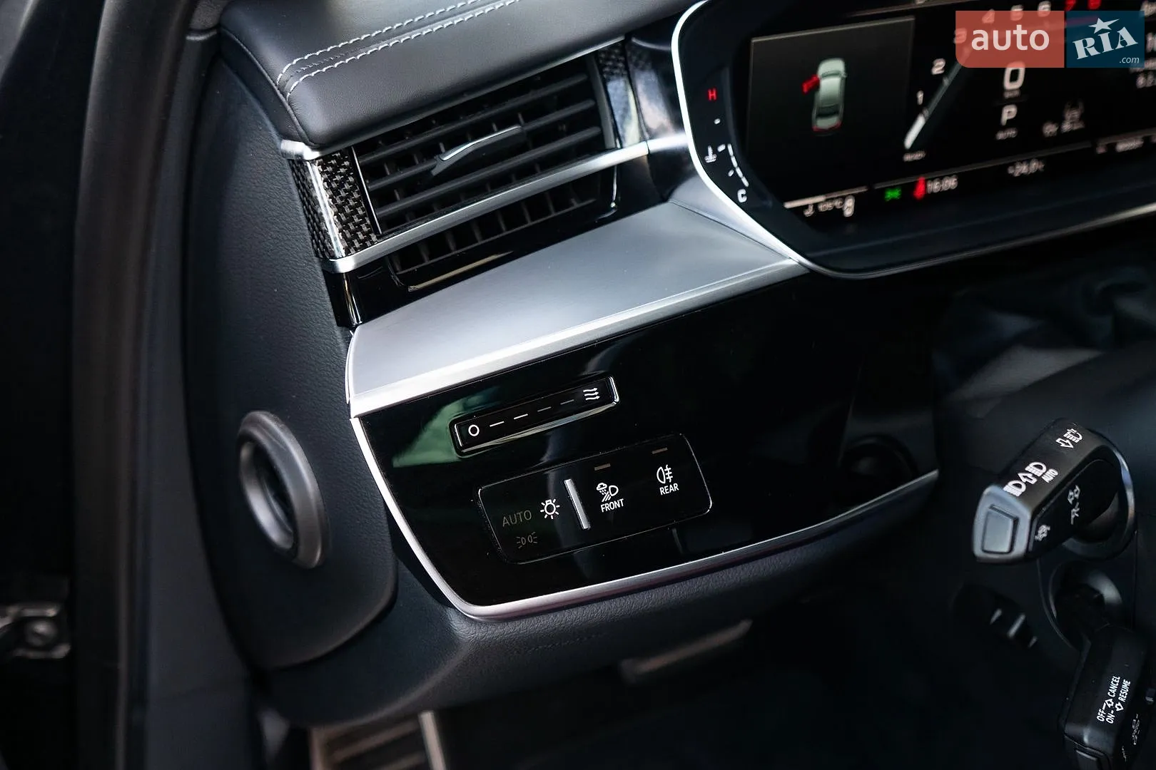 2023 Audi S8 - мініатюра 39