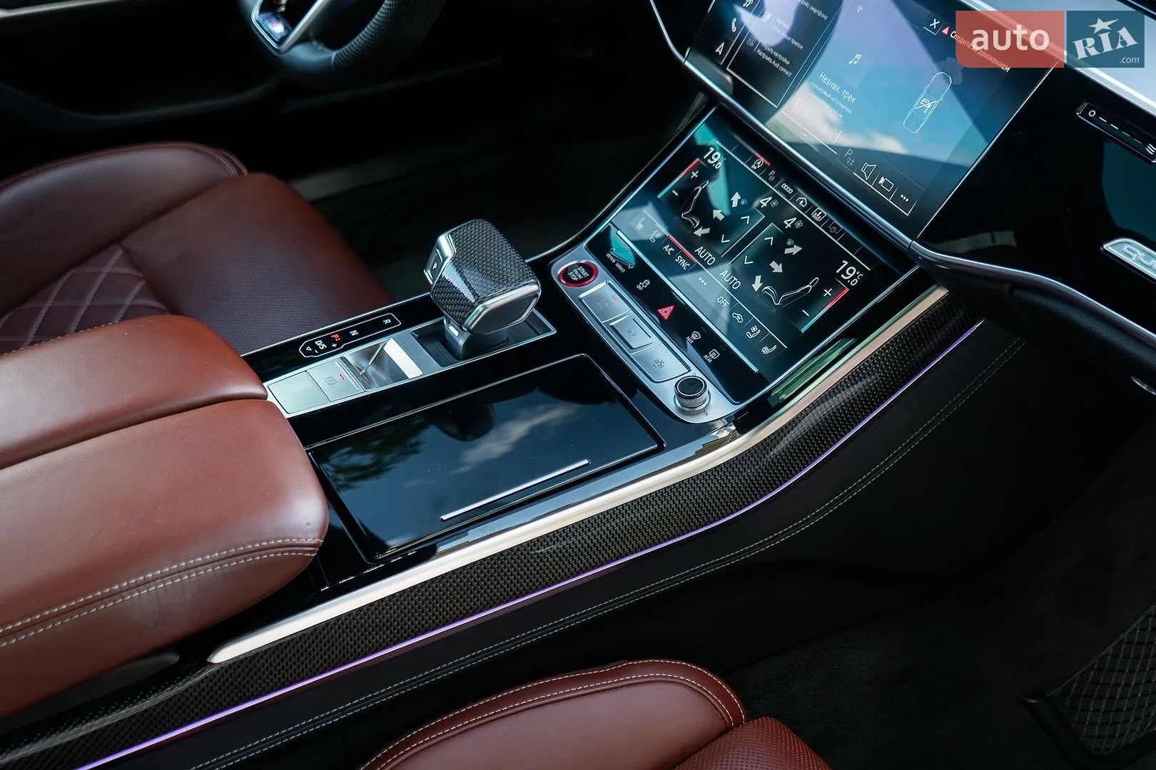 2023 Audi S8 - мініатюра 38