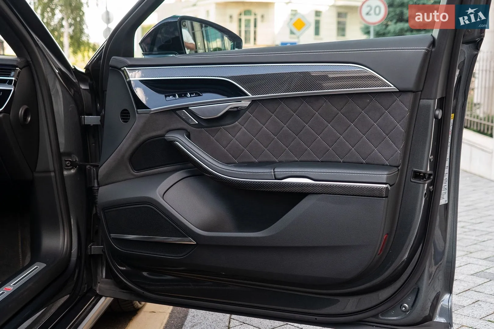 2023 Audi S8 - мініатюра 68