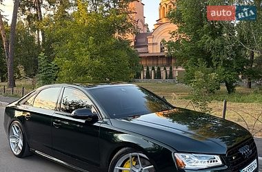 Седан Audi S8 2014 в Києві