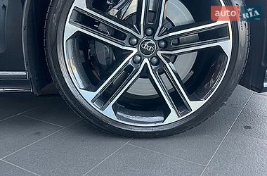 Седан Audi S8 2026 в Дніпрі
