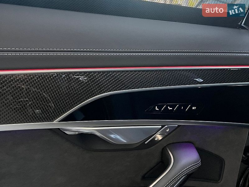 Седан Audi S8 2026 в Дніпрі