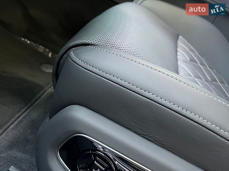 Седан Audi S8 2026 в Дніпрі