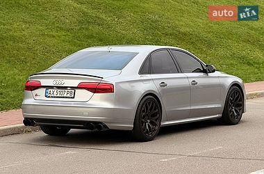 Седан Audi S8 2015 в Києві