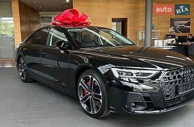Седан Audi S8 2025 в Киеве