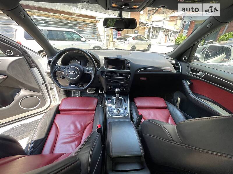 Позашляховик / Кросовер Audi SQ5 2015 в Львові