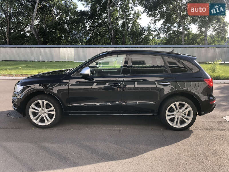 Внедорожник / Кроссовер Audi SQ5 2014 в Умани