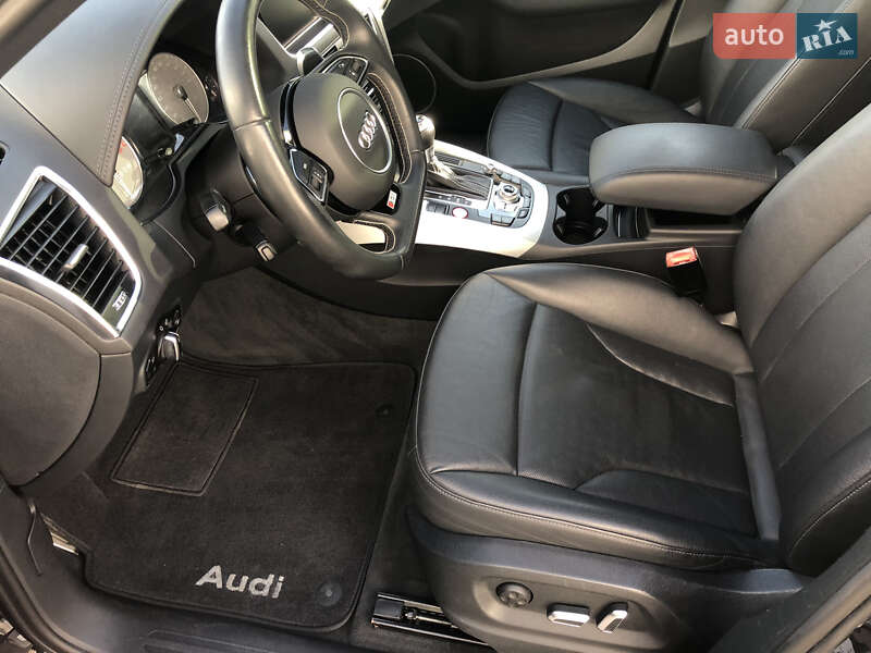 Внедорожник / Кроссовер Audi SQ5 2014 в Умани