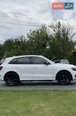 Внедорожник / Кроссовер Audi SQ5 2013 в Киеве