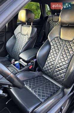 Внедорожник / Кроссовер Audi SQ5 2017 в 
