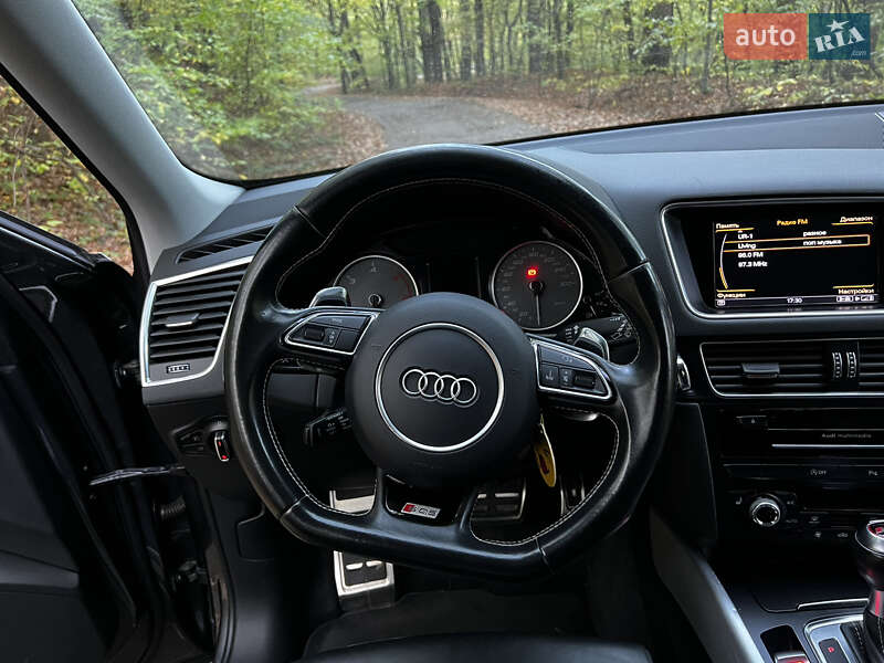 Внедорожник / Кроссовер Audi SQ5 2015 в Мукачево