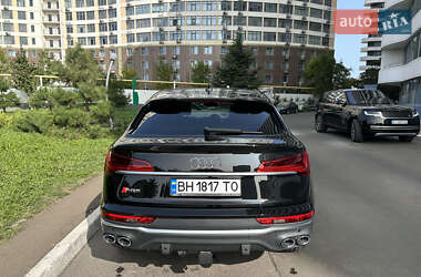 Внедорожник / Кроссовер Audi SQ5 2022 в 