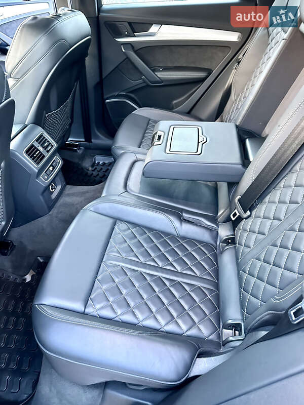 Внедорожник / Кроссовер Audi SQ5 2018 в Киеве фото 14 Внедорожник / Кроссовер Audi SQ5 2018 в Киеве