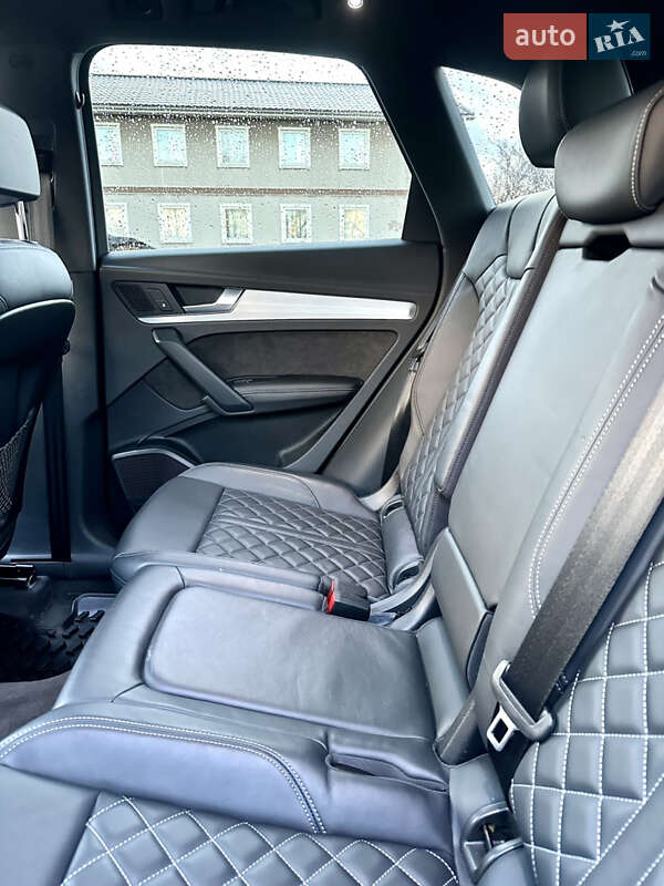 Внедорожник / Кроссовер Audi SQ5 2018 в Киеве фото 16 Внедорожник / Кроссовер Audi SQ5 2018 в Киеве