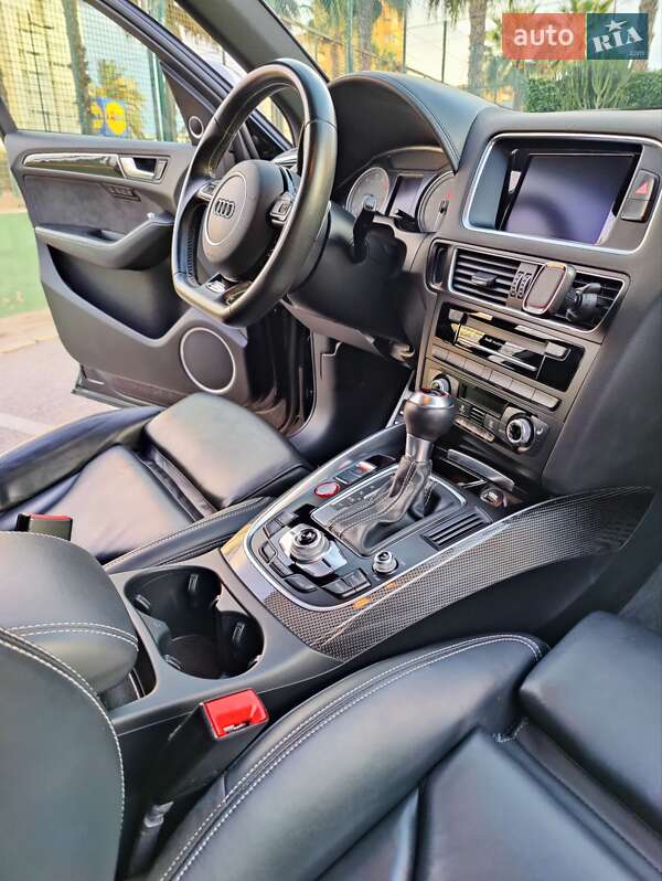 Внедорожник / Кроссовер Audi SQ5 2015 в Киеве