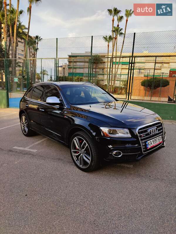Внедорожник / Кроссовер Audi SQ5 2015 в Киеве