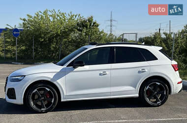 Внедорожник / Кроссовер Audi SQ5 2019 в 