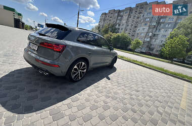 Внедорожник / Кроссовер Audi SQ5 2021 в 