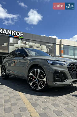 Внедорожник / Кроссовер Audi SQ5 2021 в 