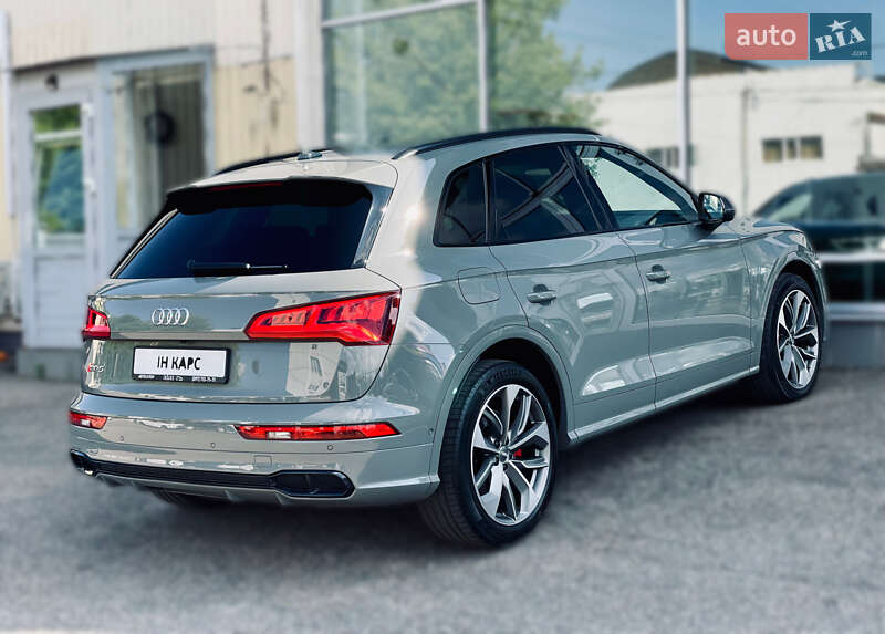 Позашляховик / Кросовер Audi SQ5 2019 в Одесі