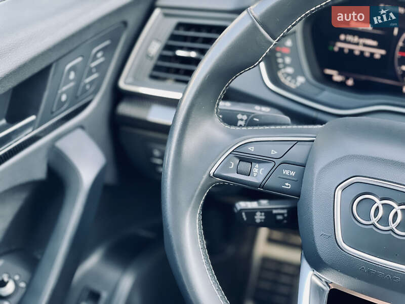 Позашляховик / Кросовер Audi SQ5 2019 в Одесі