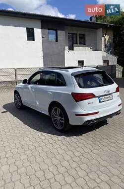 Внедорожник / Кроссовер Audi SQ5 2014 в 