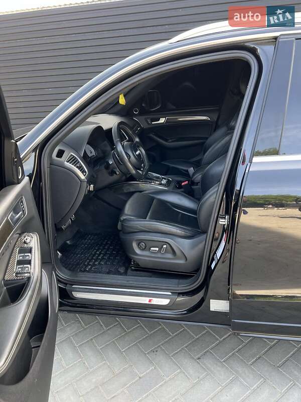 Внедорожник / Кроссовер Audi SQ5 2014 в Ивано-Франковске