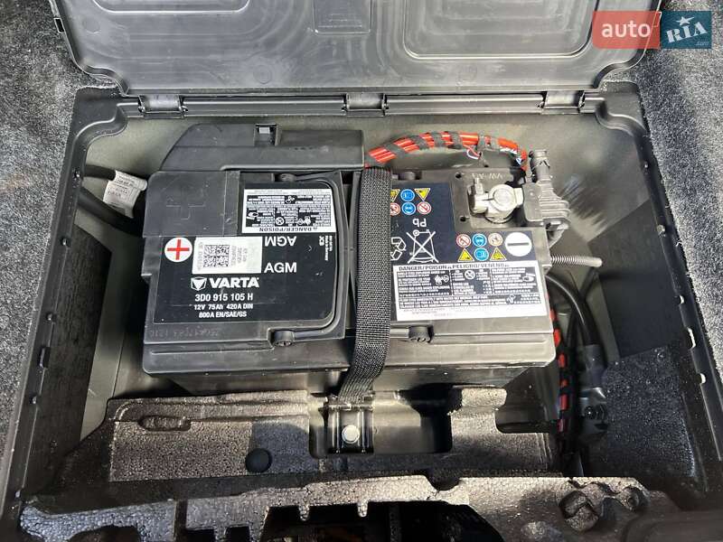 Внедорожник / Кроссовер Audi SQ5 2014 в Ивано-Франковске