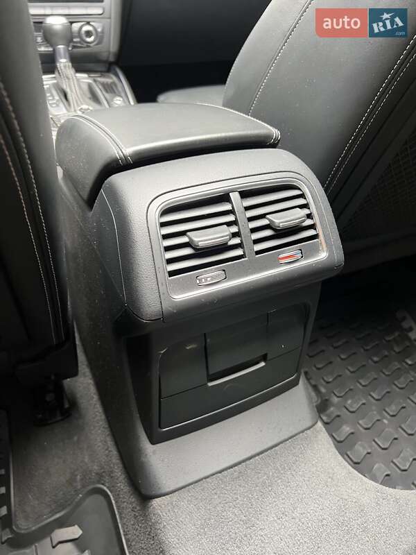 Внедорожник / Кроссовер Audi SQ5 2014 в Ивано-Франковске