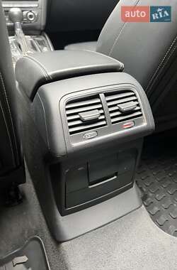 Внедорожник / Кроссовер Audi SQ5 2014 в 