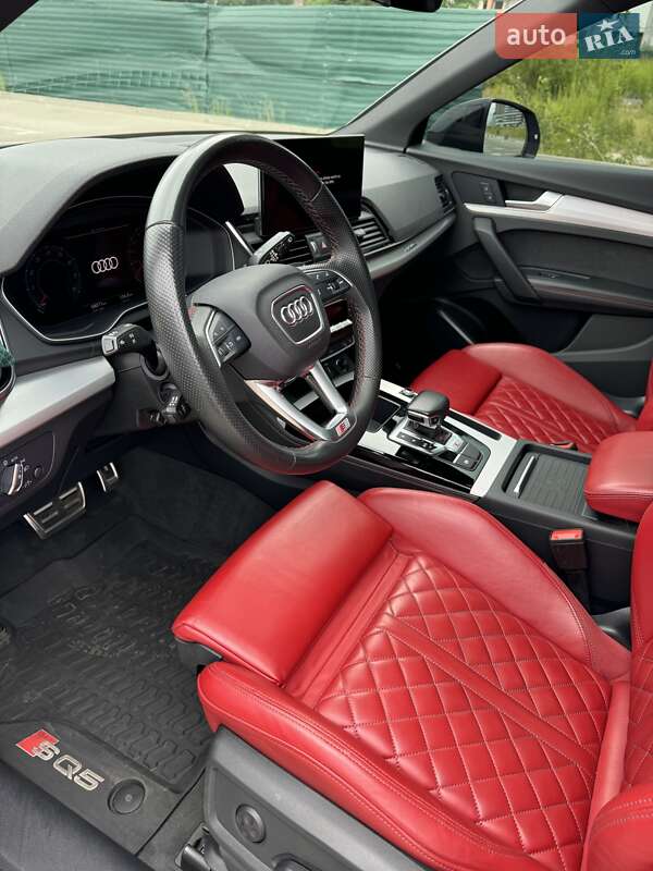 Позашляховик / Кросовер Audi SQ5 2021 в Києві