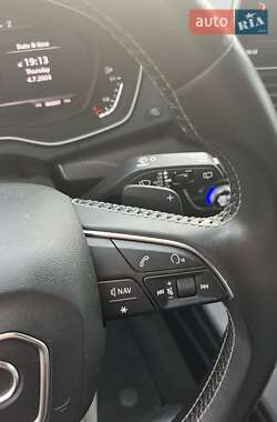 Внедорожник / Кроссовер Audi SQ5 2017 в Киеве
