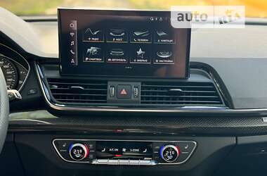 Внедорожник / Кроссовер Audi SQ5 2021 в 