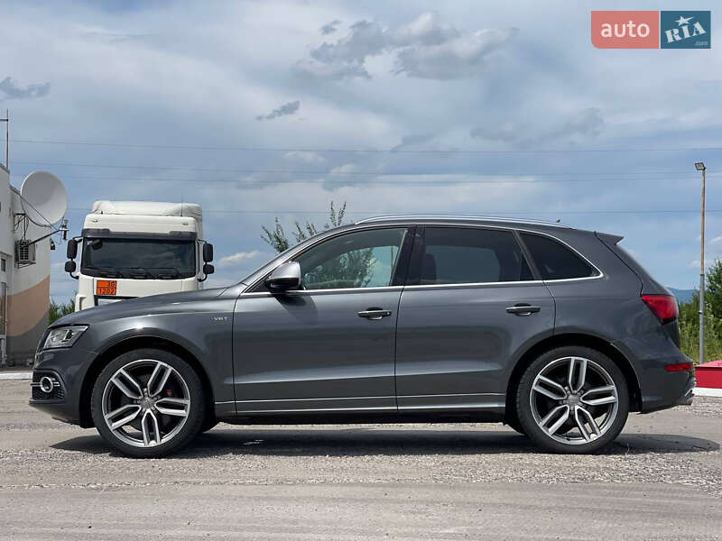 Внедорожник / Кроссовер Audi SQ5 2016 в Ужгороде
