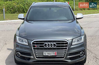 Внедорожник / Кроссовер Audi SQ5 2016 в 