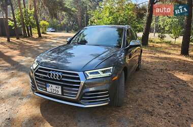 Внедорожник / Кроссовер Audi SQ5 2018 в 
