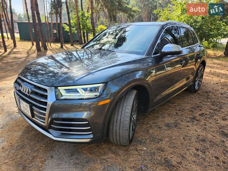 Внедорожник / Кроссовер Audi SQ5 2018 в Киеве