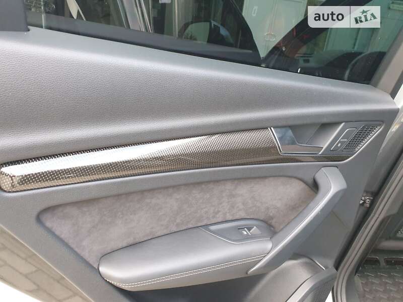 Внедорожник / Кроссовер Audi SQ5 2018 в Киеве фото 19 Внедорожник / Кроссовер Audi SQ5 2018 в Киеве