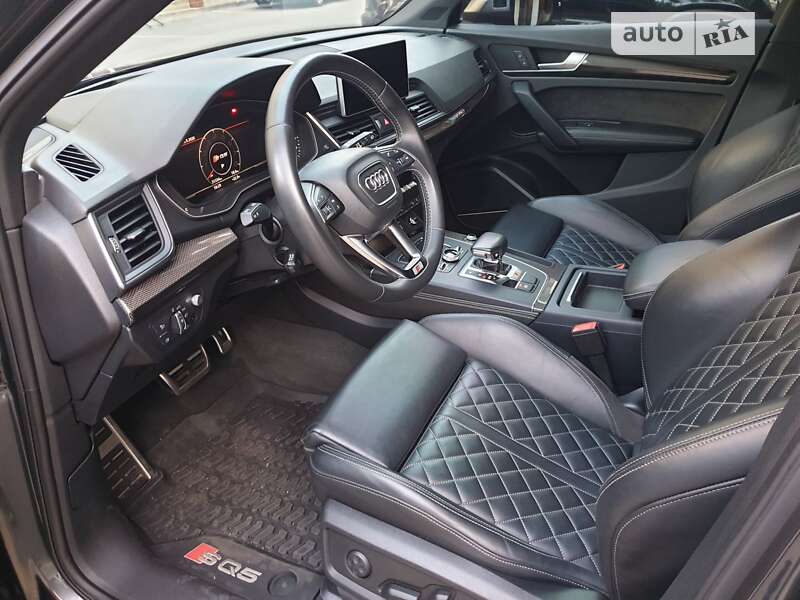 Внедорожник / Кроссовер Audi SQ5 2018 в Киеве фото 28 Внедорожник / Кроссовер Audi SQ5 2018 в Киеве