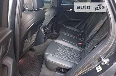 Внедорожник / Кроссовер Audi SQ5 2018 в 
