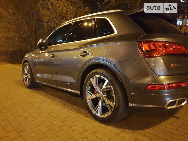 Внедорожник / Кроссовер Audi SQ5 2018 в Киеве фото 39 Внедорожник / Кроссовер Audi SQ5 2018 в Киеве